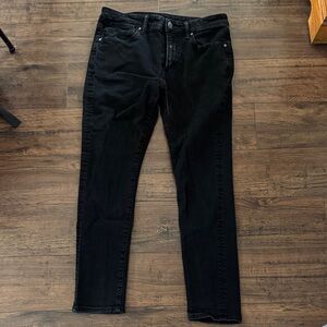 AE Black 24/7 Athletic Skinny Jeans